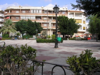 Los Montesinos Town Square